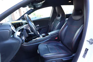 MERCEDES-BENZ A 250 AMG Line "* Pack AMG Line * Capteurs avant/arrière * Tempomat * Clim Auto * Sièges AMG * Jantes 18 *"