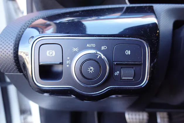 MERCEDES-BENZ A 250 AMG Line "* Pack AMG Line * Capteurs avant/arrière * Tempomat * Clim Auto * Sièges AMG * Jantes 18 *"