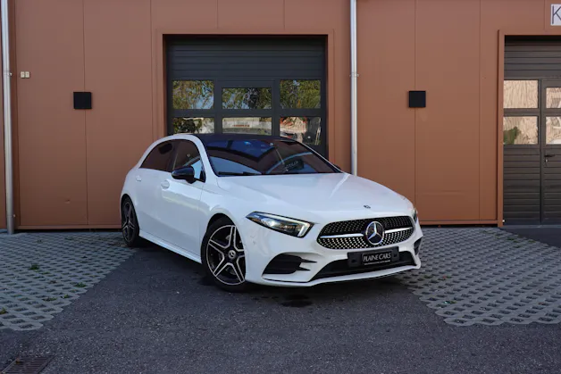 MERCEDES-BENZ A 250 AMG Line "* Pack AMG Line * Capteurs avant/arrière * Tempomat * Clim Auto * Sièges AMG * Jantes 18 *"