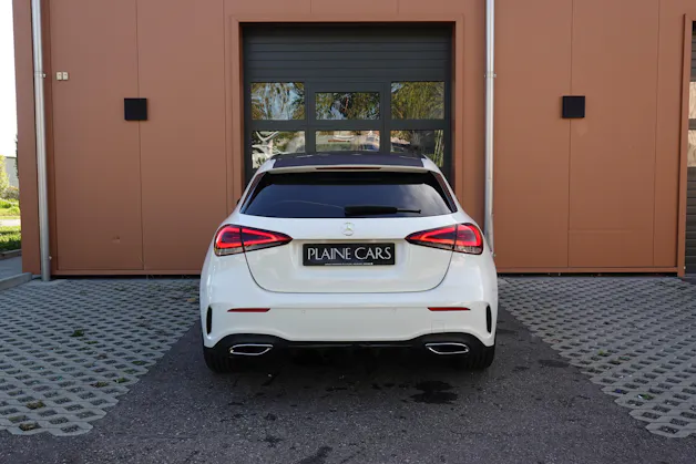 MERCEDES-BENZ A 250 AMG Line "* Pack AMG Line * Capteurs avant/arrière * Tempomat * Clim Auto * Sièges AMG * Jantes 18 *"