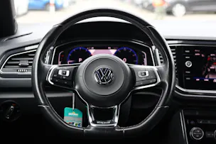 VW T-Roc 1.5 TSI Sport DSG 4motion * SOUNDSYSTEM BEATS * RÜCKFAHRKAMERA * PACK INFOTAINMENT *