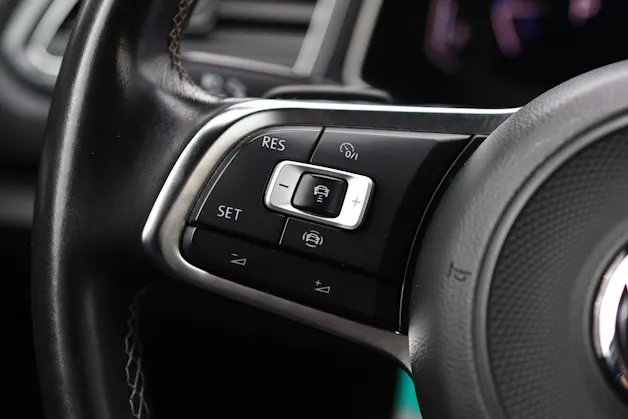 VW T-Roc 1.5 TSI Sport DSG 4motion * SOUNDSYSTEM BEATS * RÜCKFAHRKAMERA * PACK INFOTAINMENT *