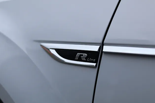 VW T-Roc 1.5 TSI Sport DSG 4motion * SOUNDSYSTEM BEATS * RÜCKFAHRKAMERA * PACK INFOTAINMENT *