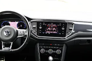 VW T-Roc 1.5 TSI Sport DSG 4motion * SOUNDSYSTEM BEATS * RÜCKFAHRKAMERA * PACK INFOTAINMENT *