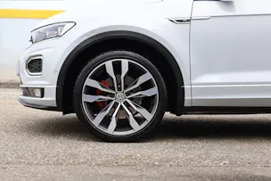 VW T-Roc 1.5 TSI Sport DSG 4motion * SOUNDSYSTEM BEATS * RÜCKFAHRKAMERA * PACK INFOTAINMENT *