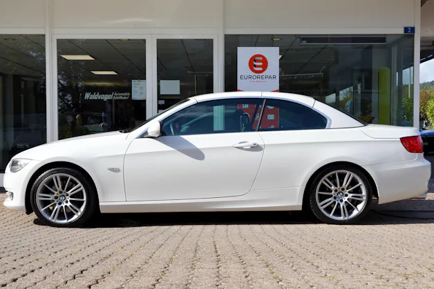 BMW 325i Cabriolet