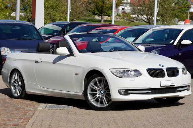 BMW 325i Cabriolet