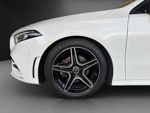 MERCEDES-BENZ A 180 Night Star AMG Line
