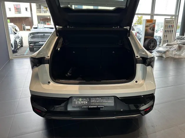 RENAULT Rafale 1.2 E-Tech Plug-in Hybrid 300 4x4 Atelier Alpine