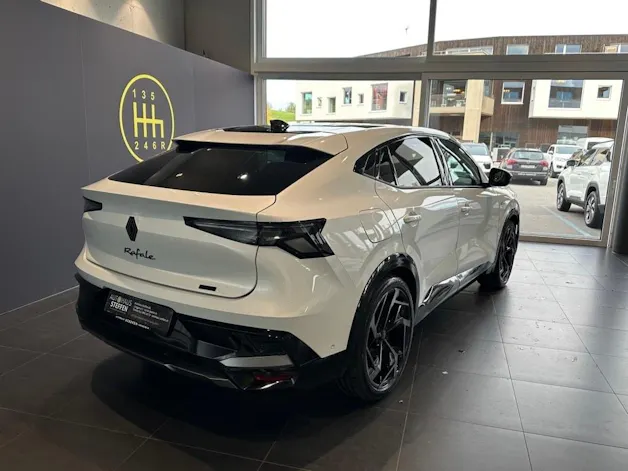 RENAULT Rafale 1.2 E-Tech Plug-in Hybrid 300 4x4 Atelier Alpine
