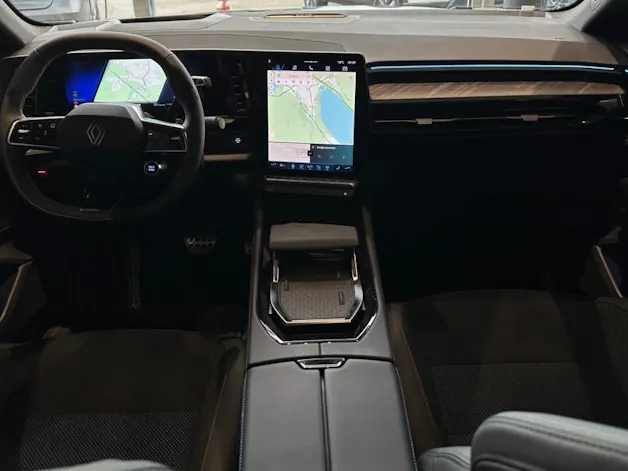 RENAULT Rafale 1.2 E-Tech Plug-in Hybrid 300 4x4 Atelier Alpine