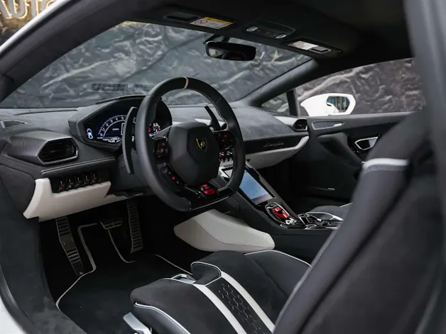 Lamborghini Huracan Tecnica *CH Auto*Full PPF*Weiss Matt*Lift*