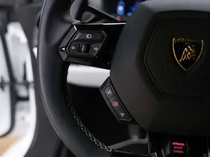 Lamborghini Huracan Tecnica *CH Auto*Full PPF*Weiss Matt*Lift*