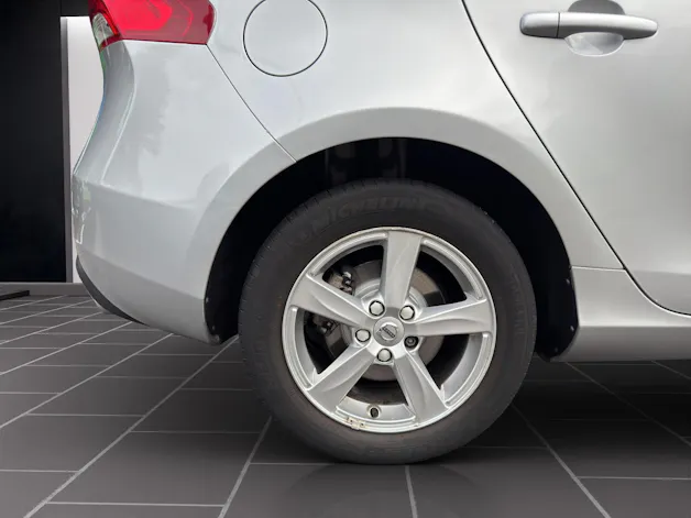 VOLVO V40 D3 Kinetic