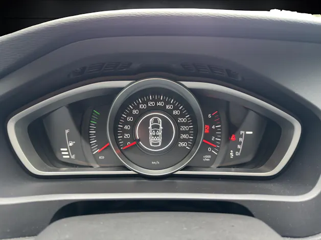 VOLVO V40 D3 Kinetic