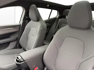 VOLVO EX30 P8 Ultra XCENTRIC Black Edition AWD
