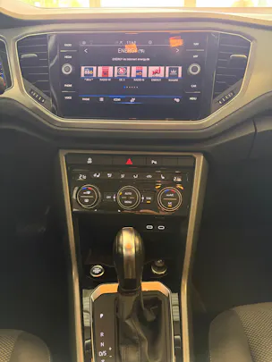 VW T-Roc 1.5 TSI EVO Advance DSG | Anhängerkupplung | Kamera | Winterpaket | Wireless App Connect |