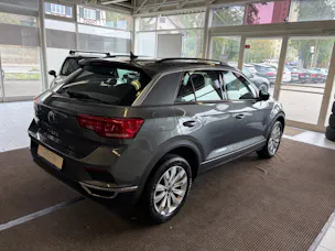 VW T-Roc 1.5 TSI EVO Advance DSG | Anhängerkupplung | Kamera | Winterpaket | Wireless App Connect |