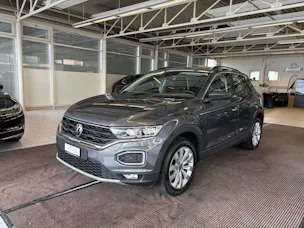 VW T-Roc 1.5 TSI EVO Advance DSG | Anhängerkupplung | Kamera | Winterpaket | Wireless App Connect |