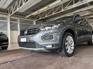 VW T-Roc 1.5 TSI EVO Advance DSG | Anhängerkupplung | Kamera | Winterpaket | Wireless App Connect |
