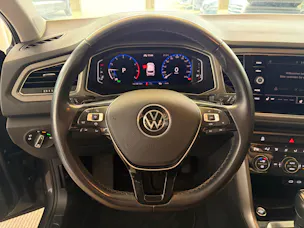 VW T-Roc 1.5 TSI EVO Advance DSG | Anhängerkupplung | Kamera | Winterpaket | Wireless App Connect |