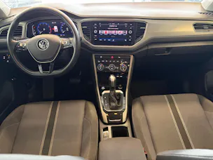 VW T-Roc 1.5 TSI EVO Advance DSG | Anhängerkupplung | Kamera | Winterpaket | Wireless App Connect |