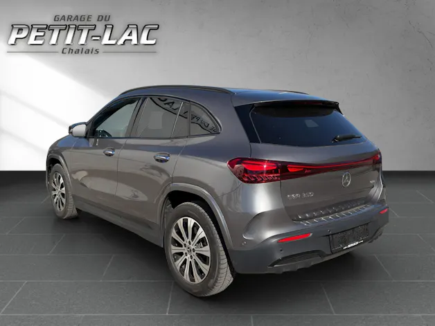 MERCEDES-BENZ EQA 350 AMG LINE 4Matic Swiss Star
