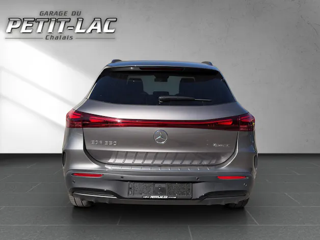 MERCEDES-BENZ EQA 350 AMG LINE 4Matic Swiss Star
