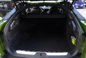PEUGEOT 408 1.2 HEV 145 GT Excl.