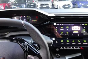 PEUGEOT 408 1.2 HEV 145 GT Excl.