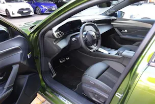 PEUGEOT 408 1.2 HEV 145 GT Excl.