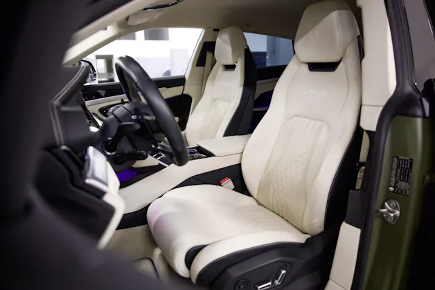 Lamborghini Urus S E-Gear *Werkslackierung Verde Turbine Matt*