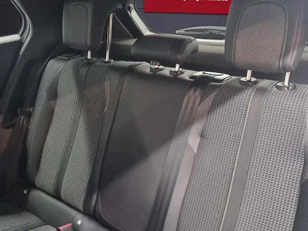 PEUGEOT 2008 1.2 GT