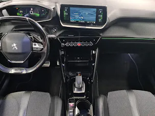 PEUGEOT 2008 1.2 GT