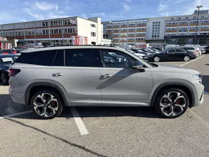 SKODA Kodiaq 2.0 TSi RS 266PS 7-Plätzer 4x4 DSG-Automat