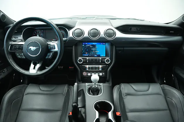 FORD Mustang Fastback 5.0 V8 Mach 1 Automat
