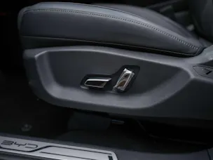 BYD Seal U DM-i Design AWD *Werksgarantie*Panorama*Sitzbelüftung*360° Kamera*