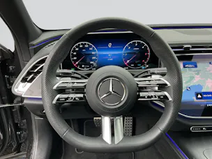 MERCEDES-BENZ E 220 d AMG Line 9G-Tronic Night