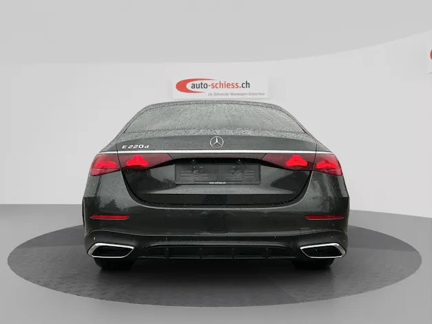 MERCEDES-BENZ E 220 d AMG Line 9G-Tronic Night