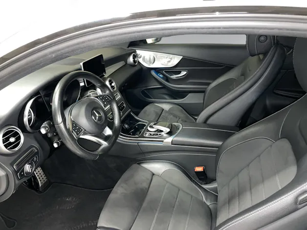MERCEDES-BENZ C 200 Coupé 4Matic 9G-Tronic
