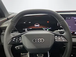 AUDI Q6 e-tron quattro