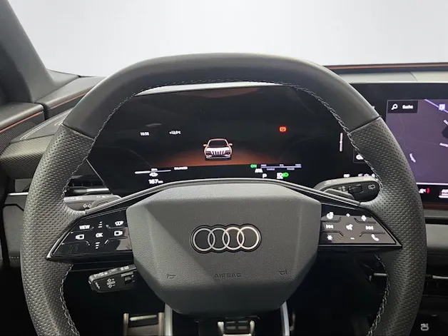 AUDI Q6 e-tron quattro