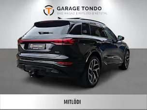 AUDI Q6 e-tron quattro