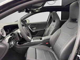 MERCEDES-BENZ A 220 4Matic 8G-DCT