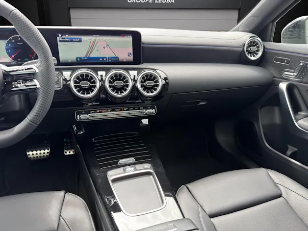 MERCEDES-BENZ A 220 4Matic 8G-DCT
