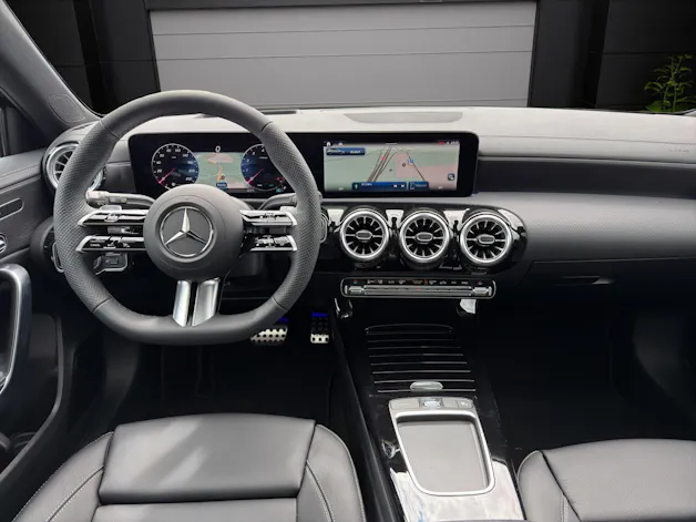 MERCEDES-BENZ A 220 4Matic 8G-DCT