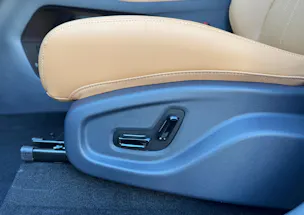 Geely STARRAY EM-i Max+29.8 kWh cloudveil silver