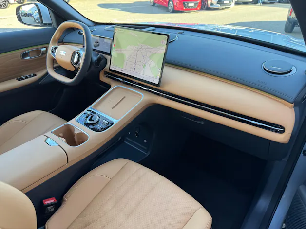 Geely STARRAY EM-i Max+29.8 kWh cloudveil silver