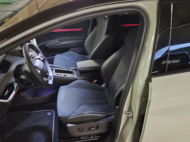 SKODA Elroq 85x Sportline 4x4