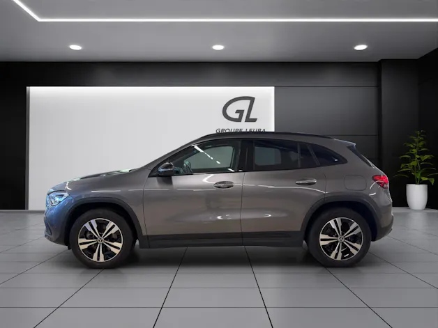 MERCEDES-BENZ GLA 250 4Matic Progressive 8G-DCT